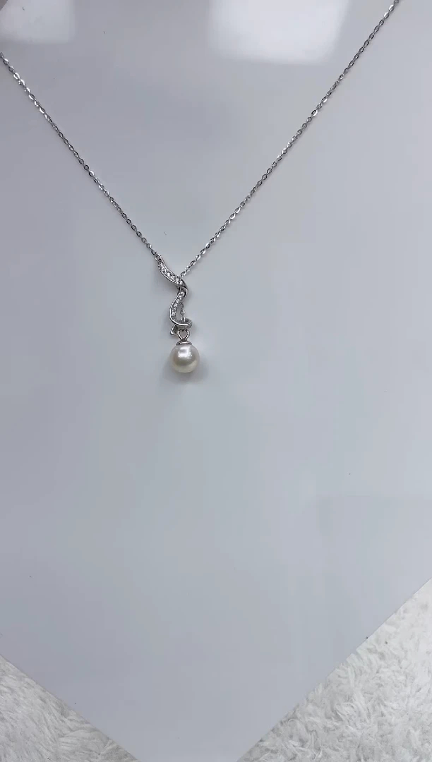 【闪购商品】海水珍珠颈饰银S925镶嵌海水珍珠项链