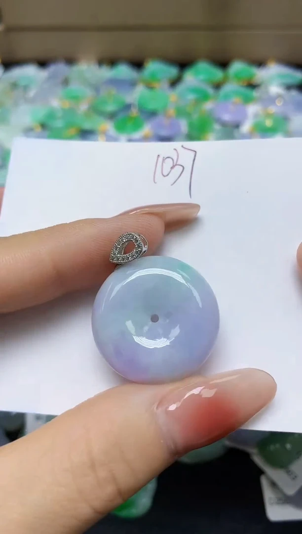 翡翠未镶嵌颈饰 天然缅甸翡翠A货