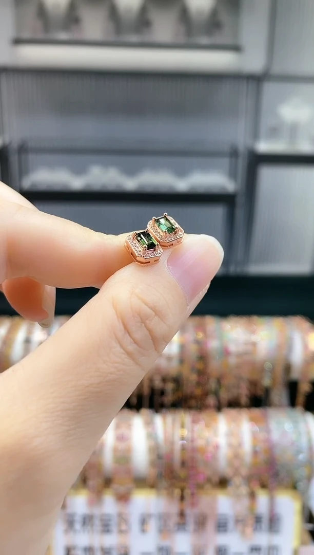 银S925镶嵌耳钉碧玺666666666