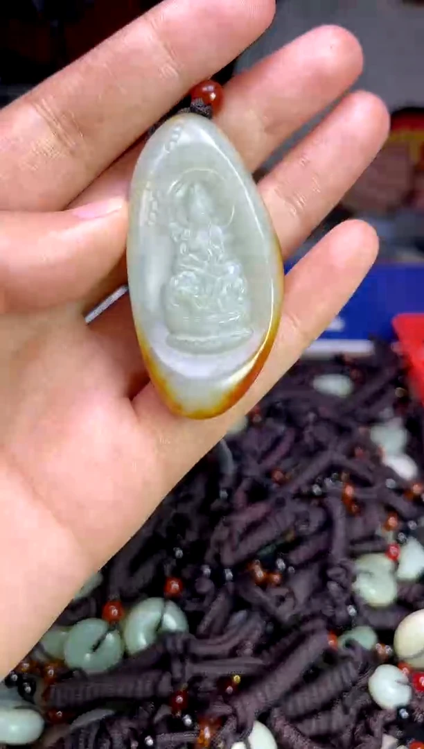 未镶嵌和田玉挂件1