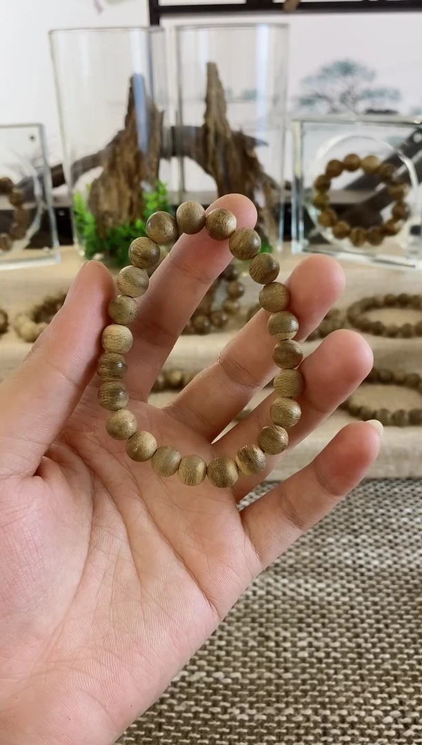 手串沉香越南倒架老料8+MM手串（有瑕疵）