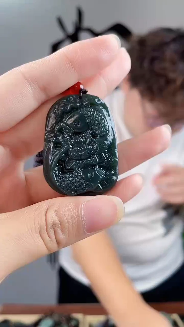 和田玉未镶嵌颈饰拍一发一，多样性发货