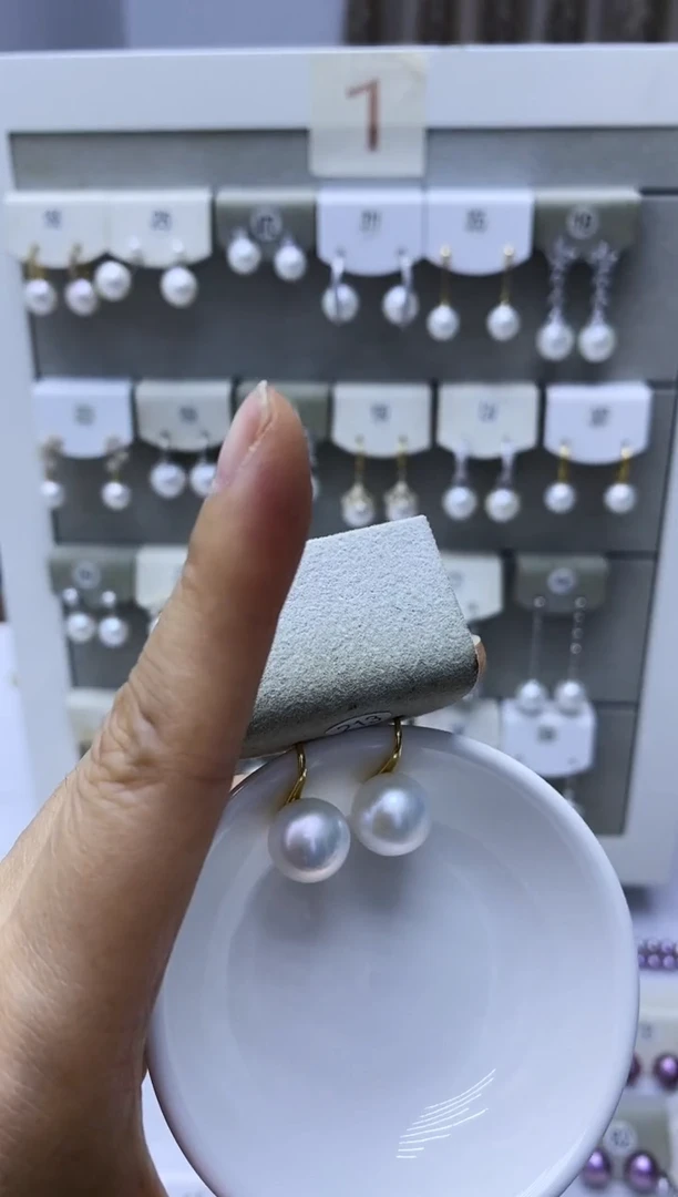 银S925镶嵌淡水珍珠耳饰213