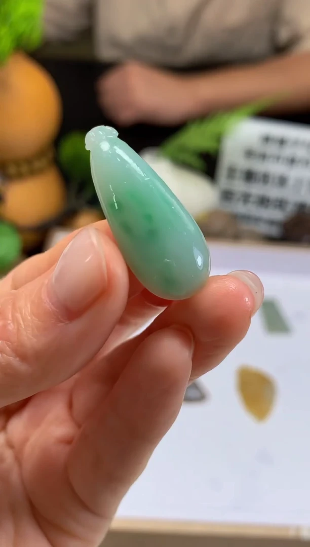 定制翡翠未镶嵌么****o---61102