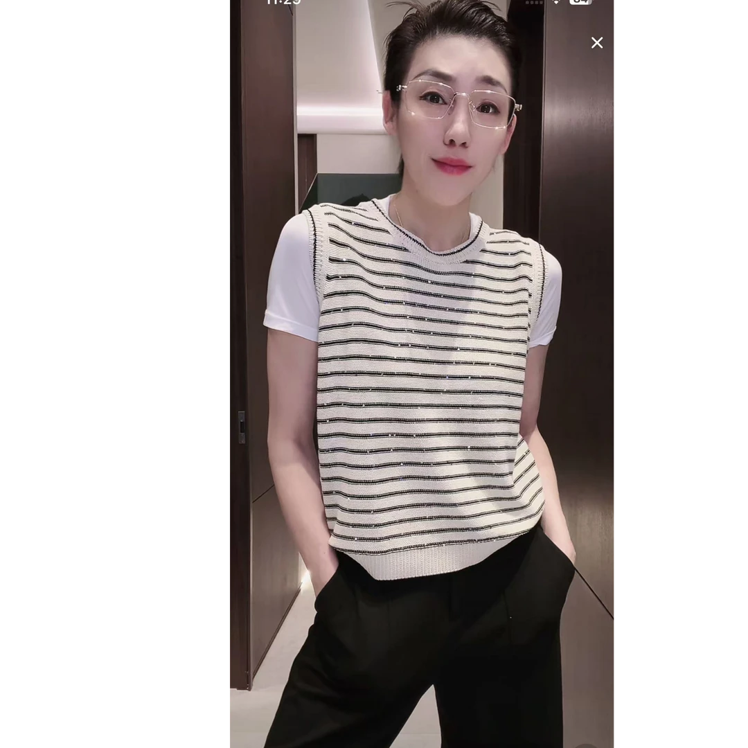 一年四季可以穿的定制纱线  黑白条纹背心 BX0223