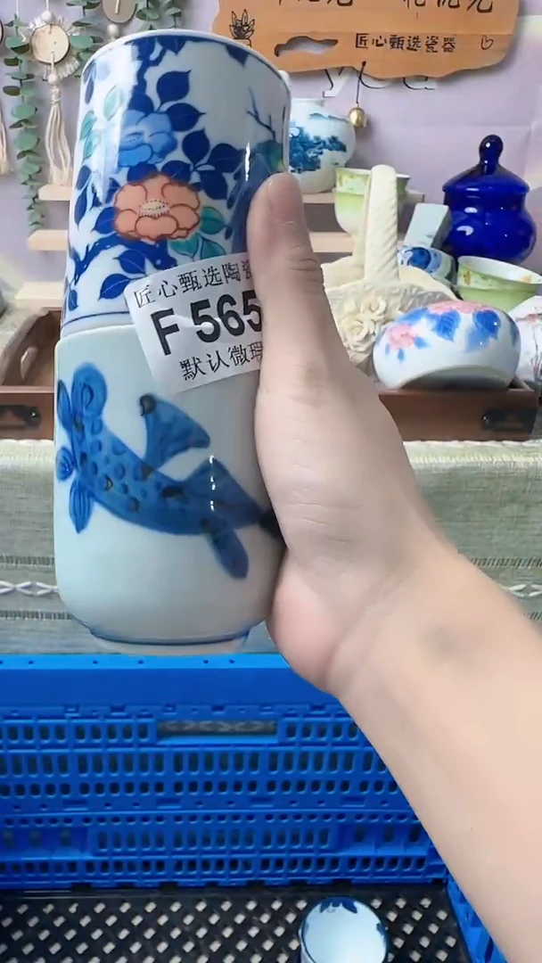 瓷片心*哥闪购产品默认破损F565