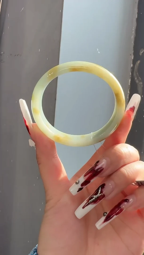 【闪购商品】翡翠手镯未镶嵌手镯