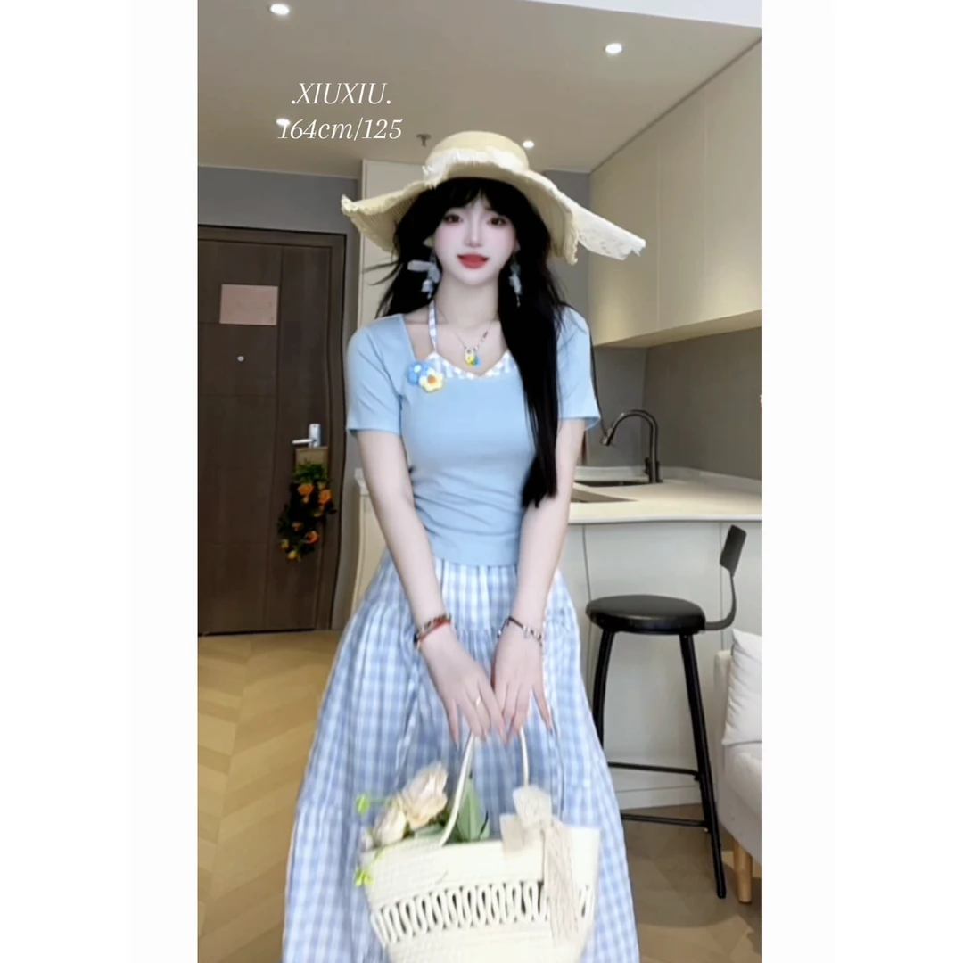 【缤纷假日】9791微胖纯欲风假两件修身显瘦挂脖短袖T恤格子裙套装