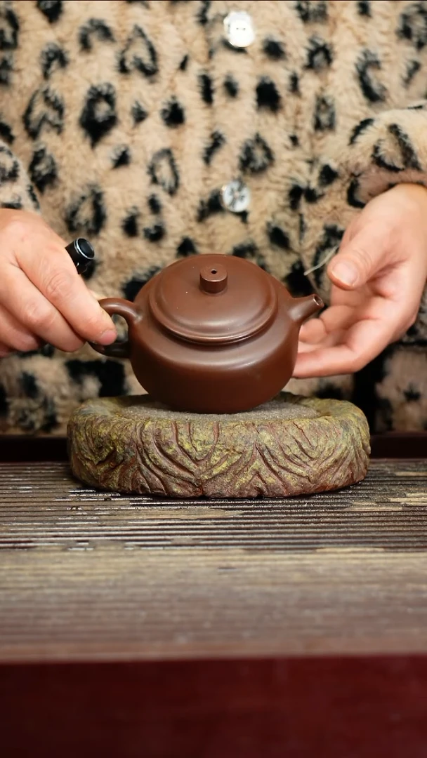 宜兴原矿紫砂壶茶壶宜兴原矿紫砂壶茶壶120C