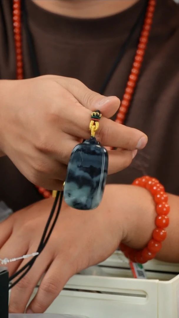 吊坠(不含链)未镶嵌和田玉多样性发一件THTY6461