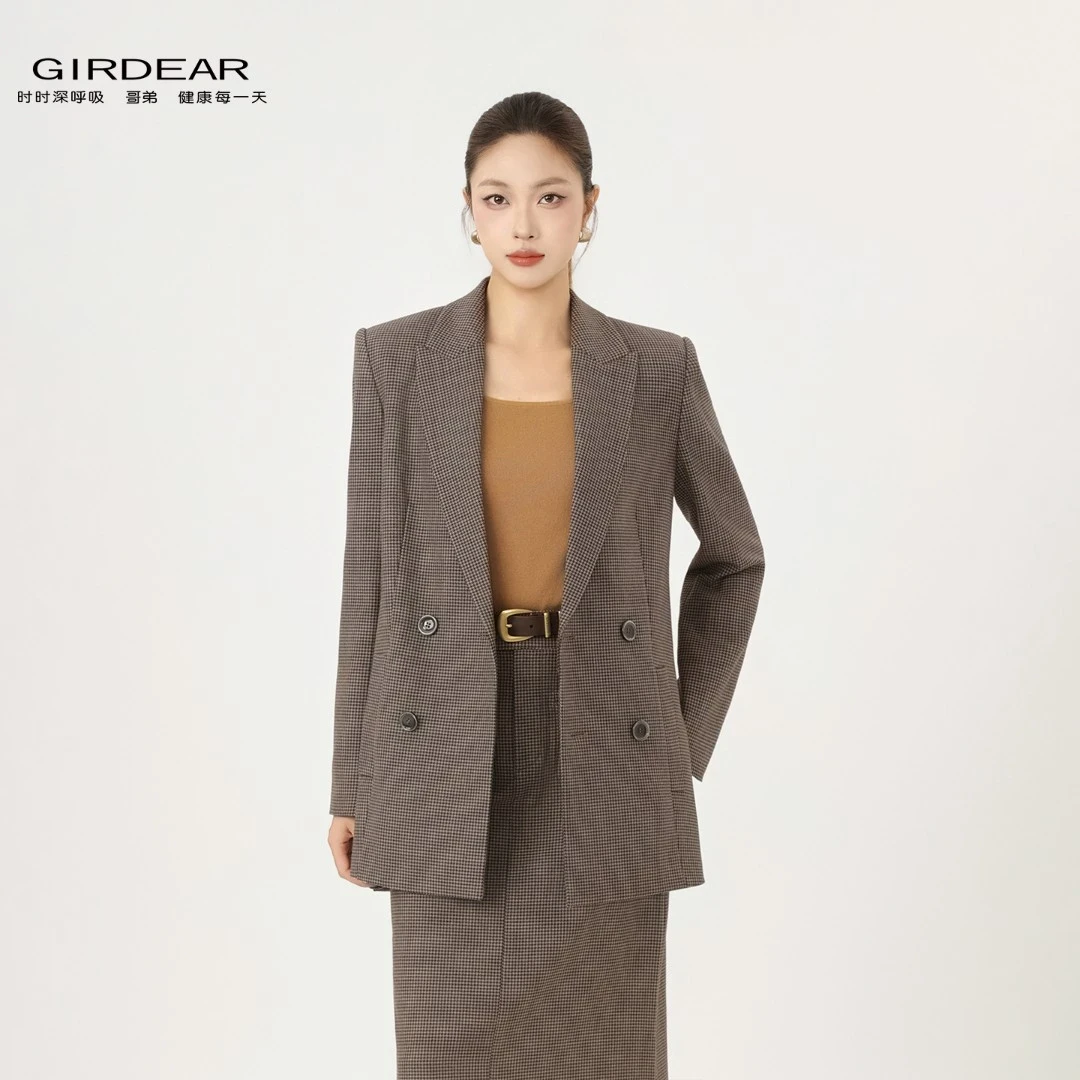 GIRDEAR/哥弟双排扣老钱风秋冬职业插肩袖西装平驳领女修身140002