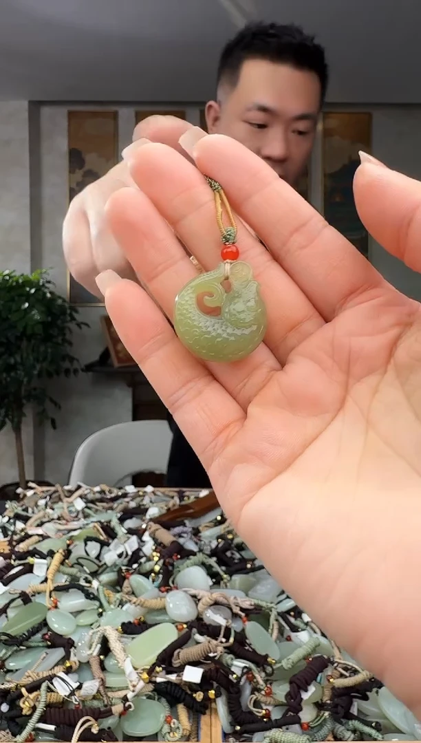 颈饰未镶嵌和田玉拍一发一多样性发货