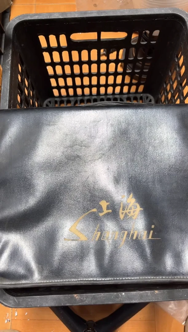 琉璃手工艺品冰*包