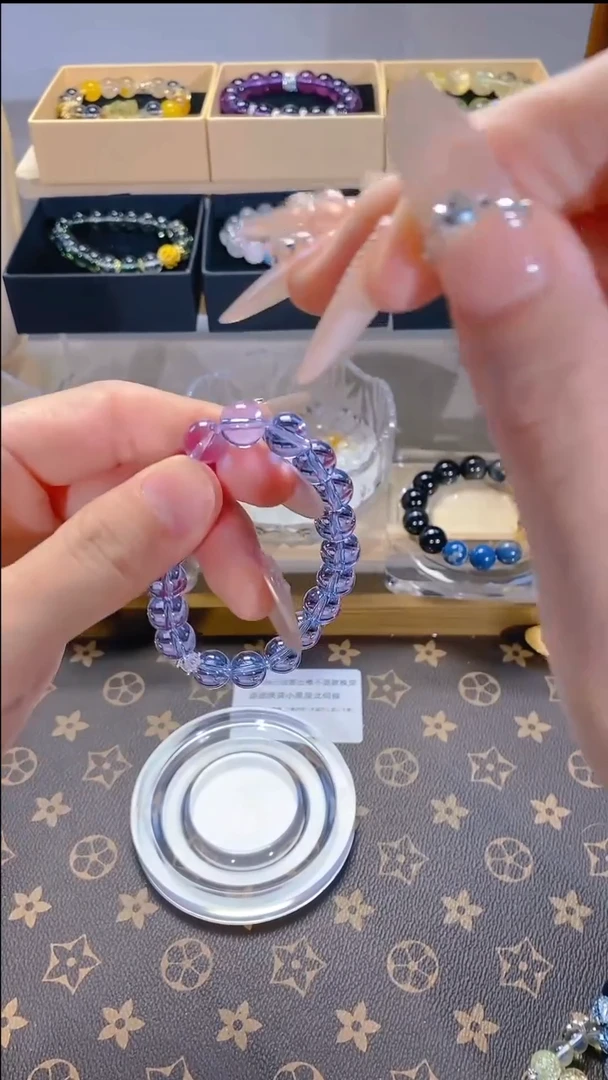 水晶手串未镶嵌水晶手串