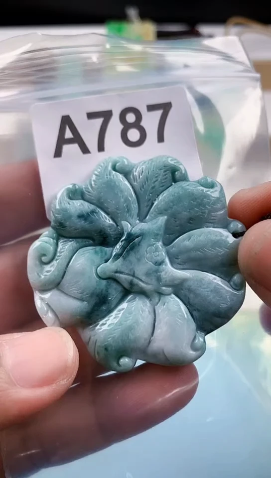 【闪购商品】翡翠挂件未镶嵌天然翡翠吊坠挂件