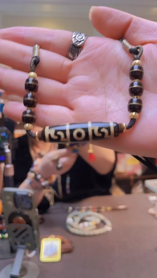 吊坠白玉菩提莲师项链