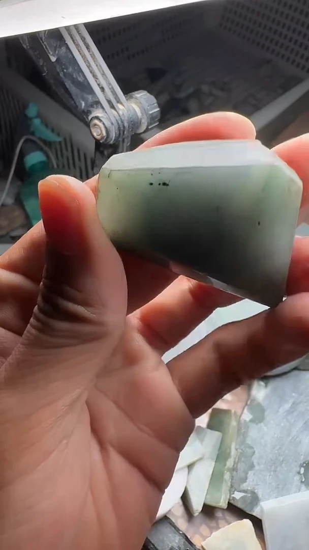 翡翠裸石天然缅甸A货翡翠
