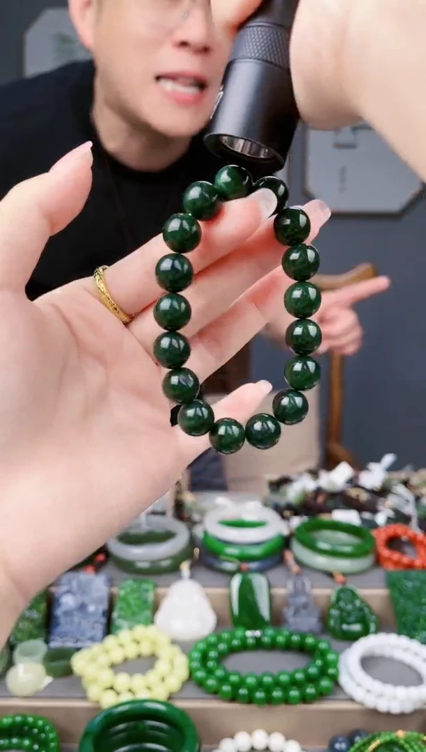 和田玉未镶嵌颈饰多样性发货拍一单发一个1.2