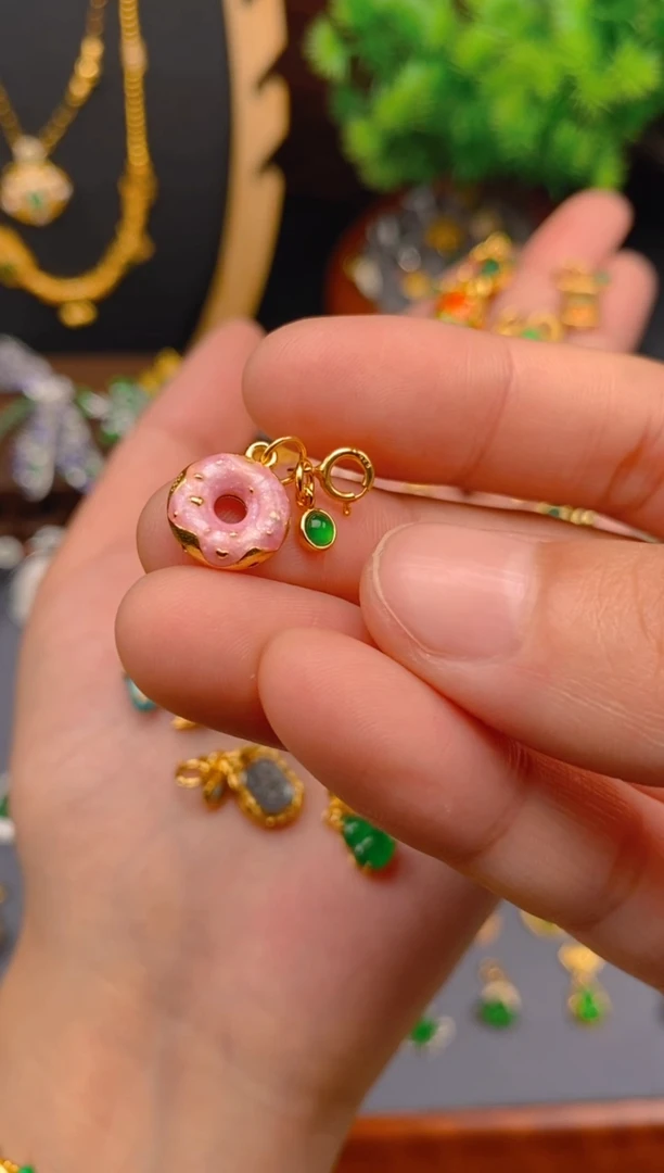 【闪购商品】翡翠吊坠(不含链)银S925镶嵌甜甜圈