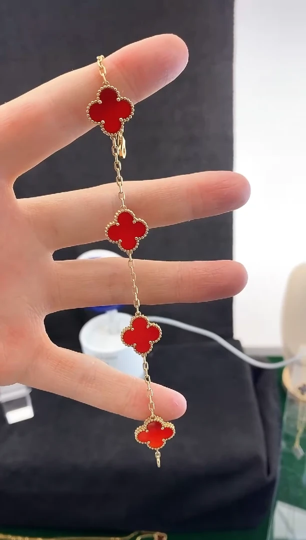 【闪购商品】玛瑙/玉髓手链18K金镶嵌.