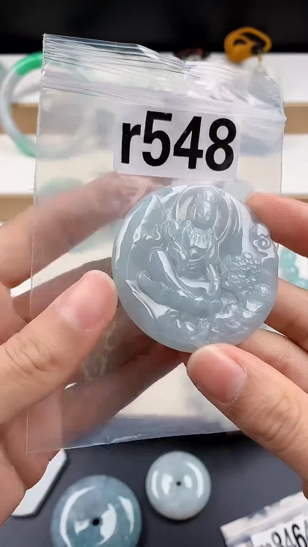 颈饰未镶嵌翡翠天然翡翠吊坠挂件