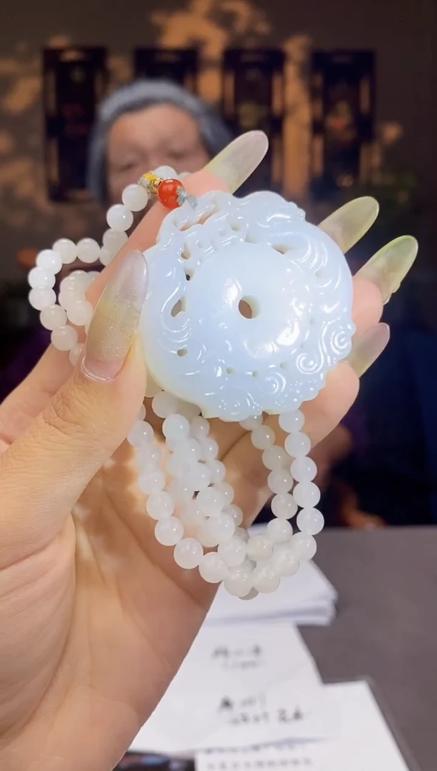 和田玉未镶嵌颈饰C218