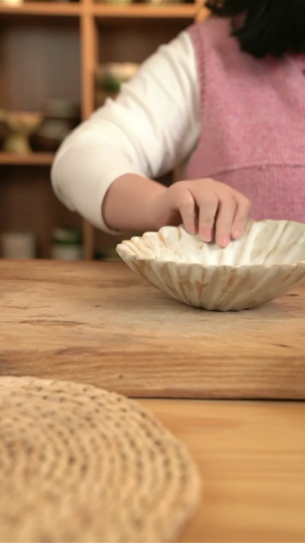 【闪购商品】粉影的8英寸贝壳盘