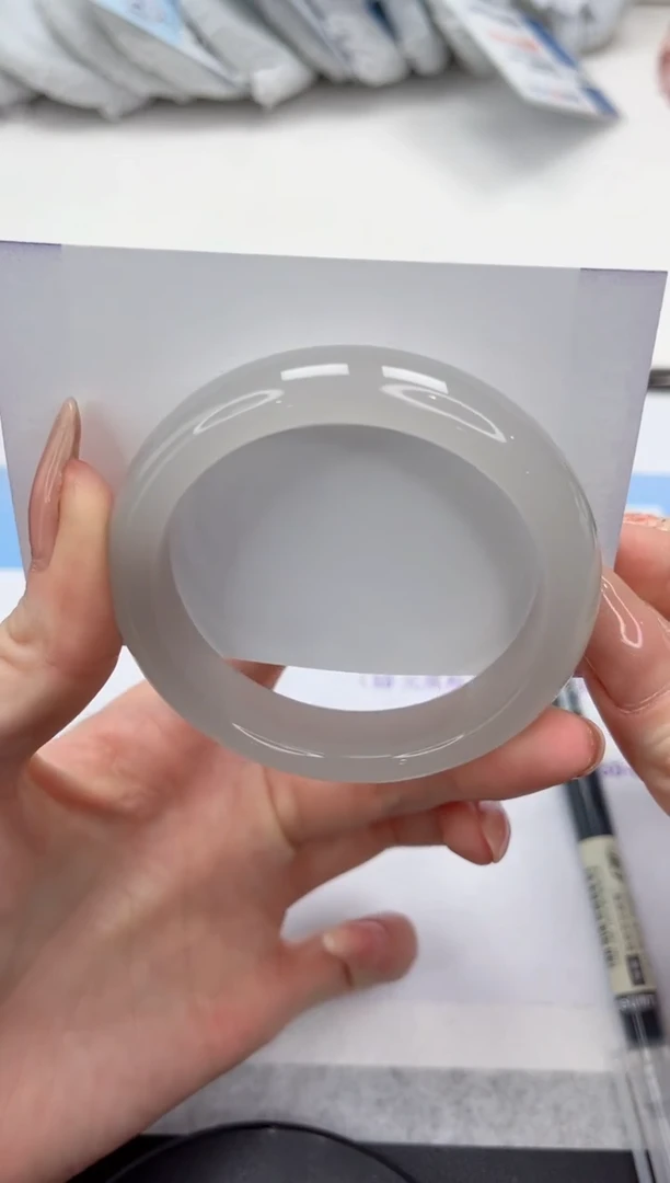 未镶嵌手镯石英质玉V143-56.2