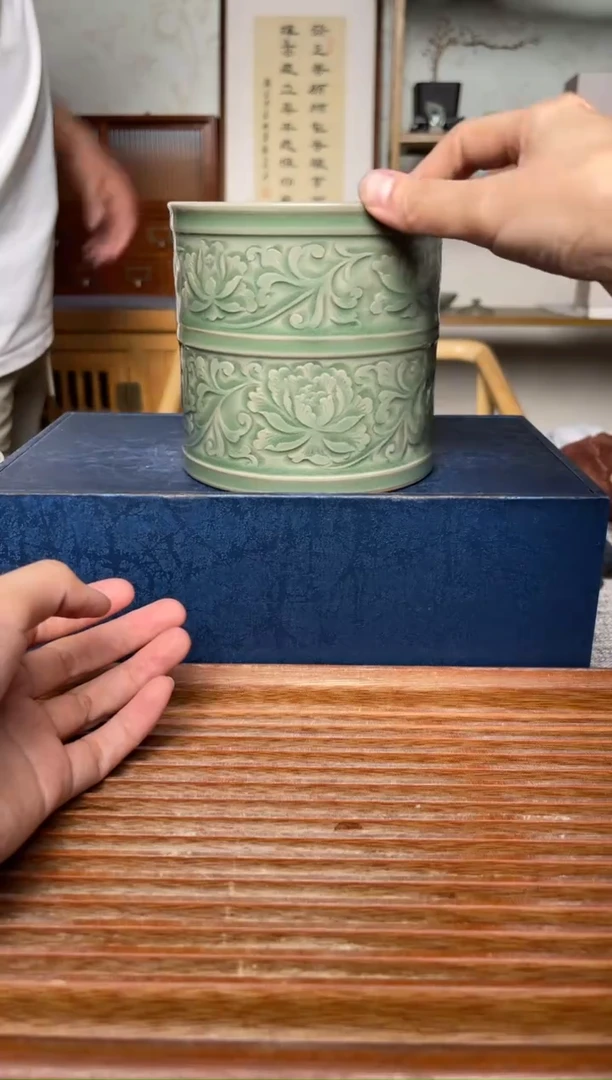 其他王晓娜纯手工竹节笔筒
