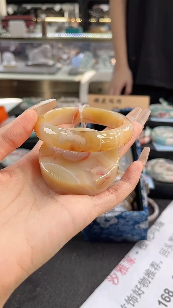 未镶嵌手镯石英质玉58圈口（赠品镯心）136985
