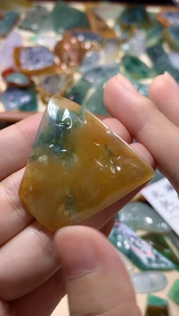 吊坠(不含链)未镶嵌翡翠吊坠