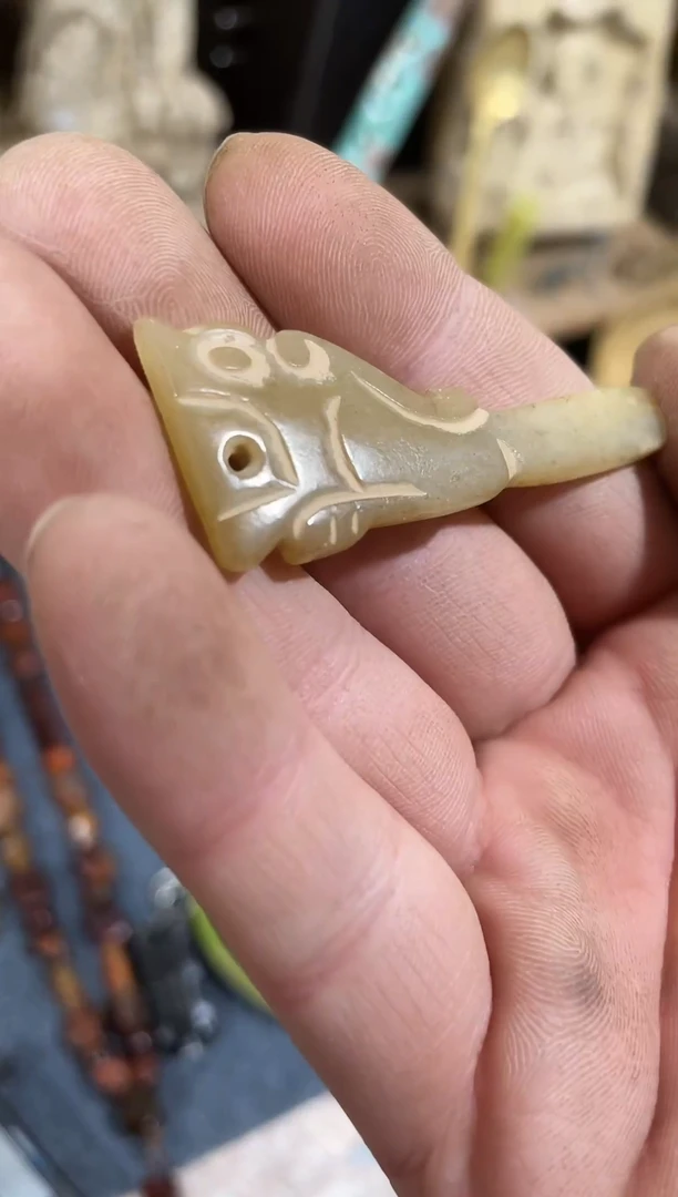 未镶嵌和田玉（糖玉）挂件1