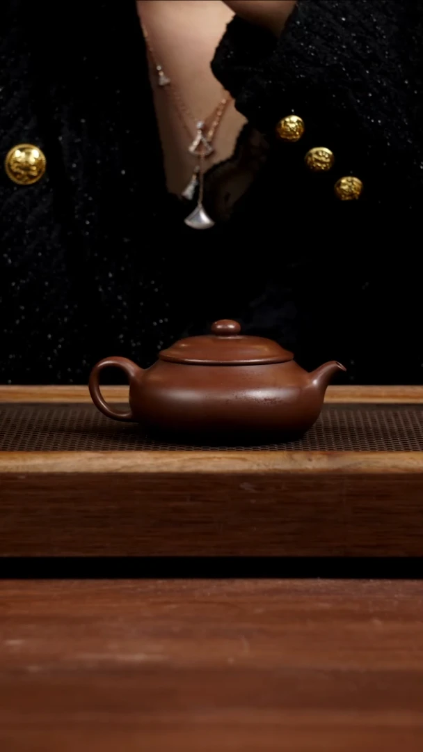 【闪购商品】紫砂茶壶80年代一厂老紫泥明炉190CC