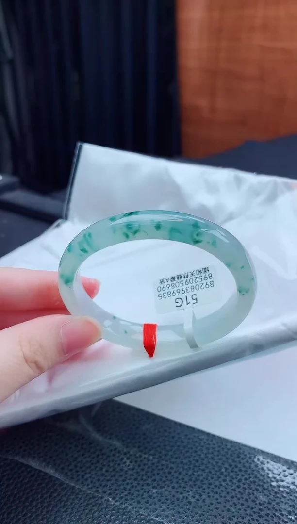 翡翠手镯未镶嵌缅甸天然翡翠A货手镯
