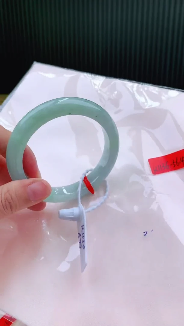未镶嵌手镯翡翠56