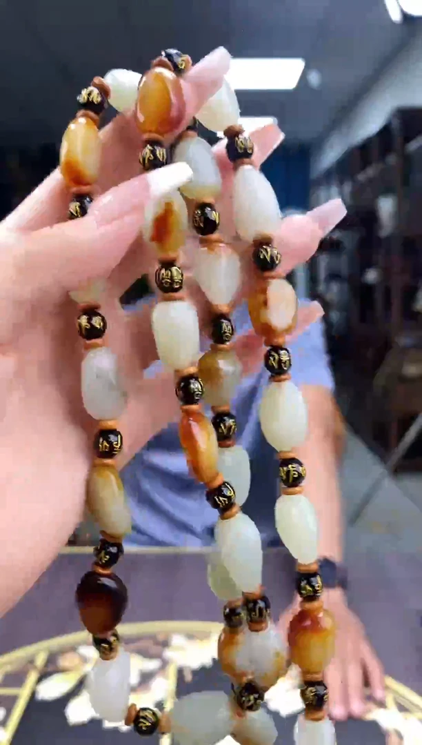 和田玉未镶嵌颈饰S644