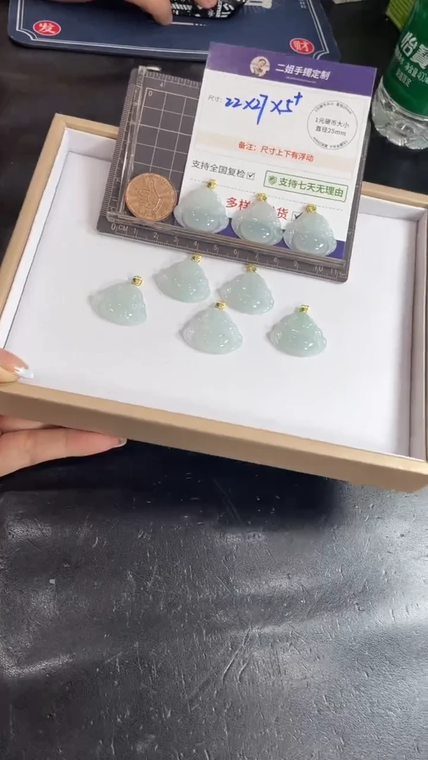 18K金镶嵌挂件翡翠佛公5/多样性发其一配绳@CP