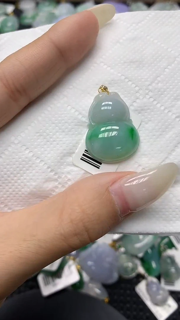 颈饰18K金镶嵌翡翠11111111111