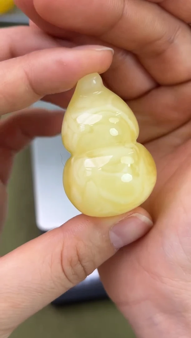 裸石琥珀未镶嵌琥珀蜜蜡吊坠