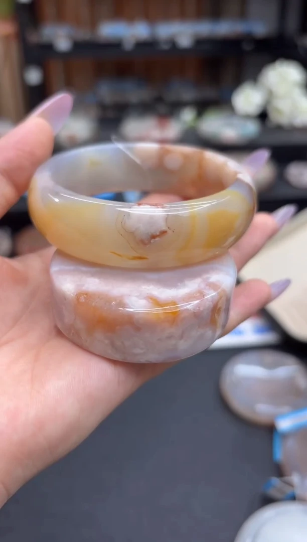 未镶嵌手镯石英质玉A445(59圈赠送镯心)