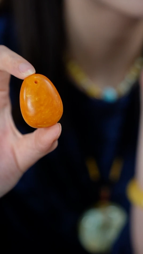 未镶嵌颈饰蜜蜡石膏橘皮水滴吊坠
