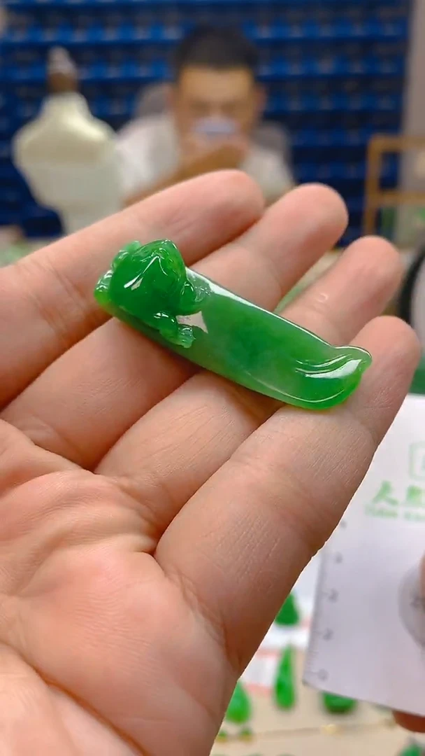 颈饰未镶嵌翡翠新号开播 全场乱卖