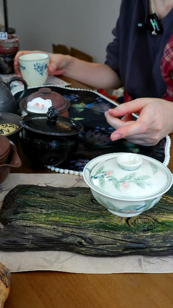 陶大**见茶瓷物语盖碗