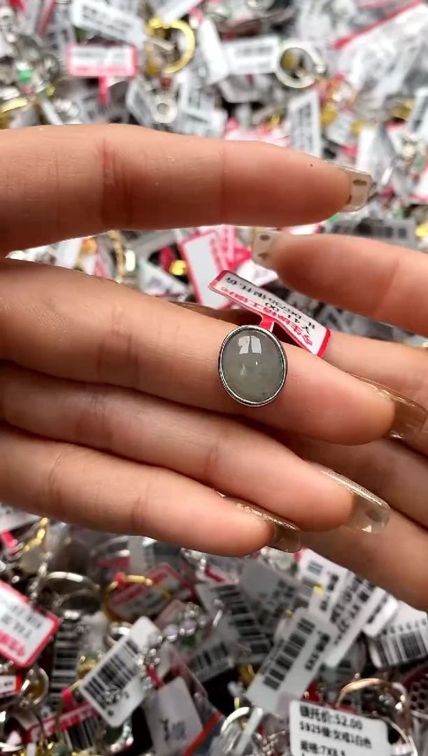 【闪购商品】翡翠戒指银S925镶嵌3333333     3