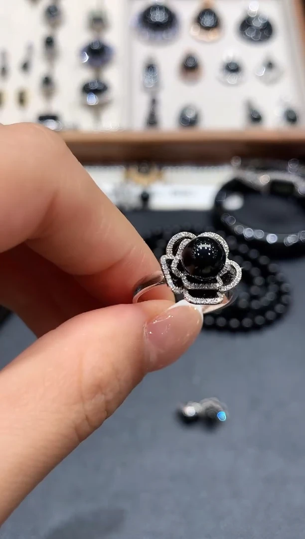 翡翠戒指18K金镶嵌GQY多样性发其一