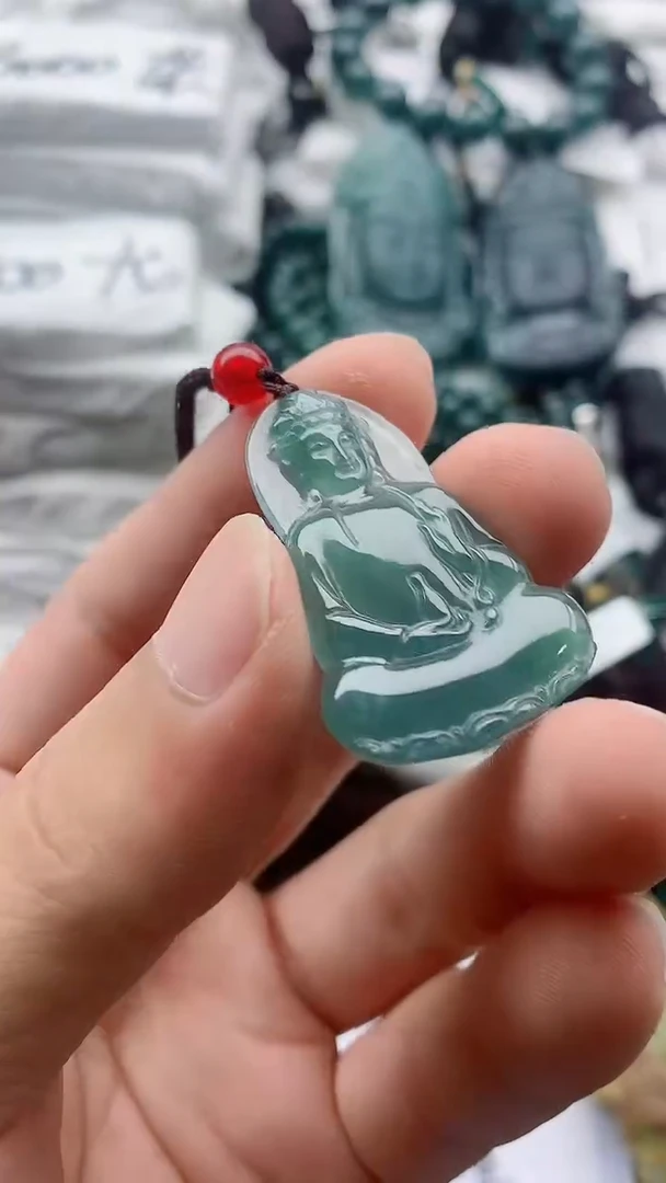 翡翠未镶嵌颈饰555555555555