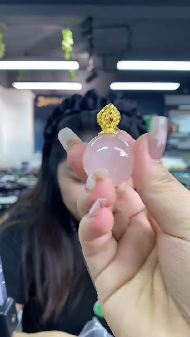 未镶嵌吊坠(不含链)水晶多样性发其一颜色微差