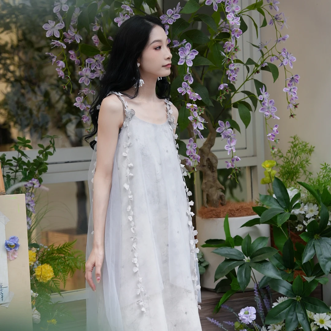 屿岸吟风夏季轻薄宽松飘逸仙女双层吊带连衣裙设计感飘带