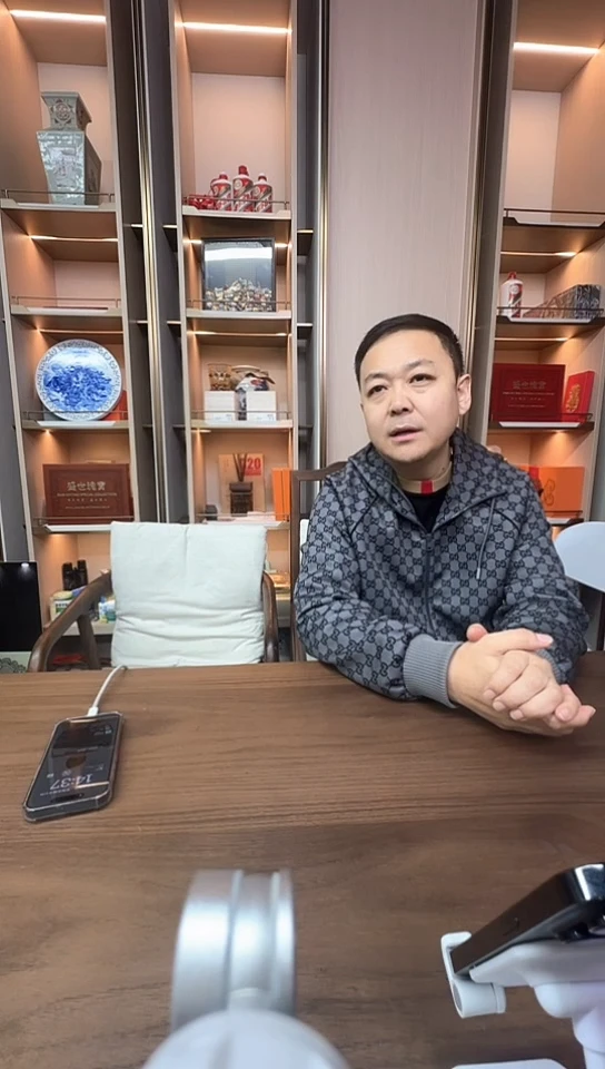 【闪购商品】10元纪念币不挑单枚。。。。。