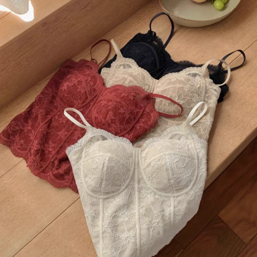 秋冬蕾丝吊带设计感马甲线修身保暖背心带胸垫美背打底显瘦